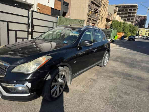 Qx50
انفنتيQX50 موديل 2017
محرك 6 سلندر / 3700
رادار 360/اربع كامرات
بصمه ابواب
كشنات تدفئه كهربائي خزن ميموري
فتحه سقف
ماشيه 73الف ميل
وارد امريكي حادث موجود في الصور  
السعر 130ورقه وبيها مجال 
 بغداد اليرموك
الرقم ***********
