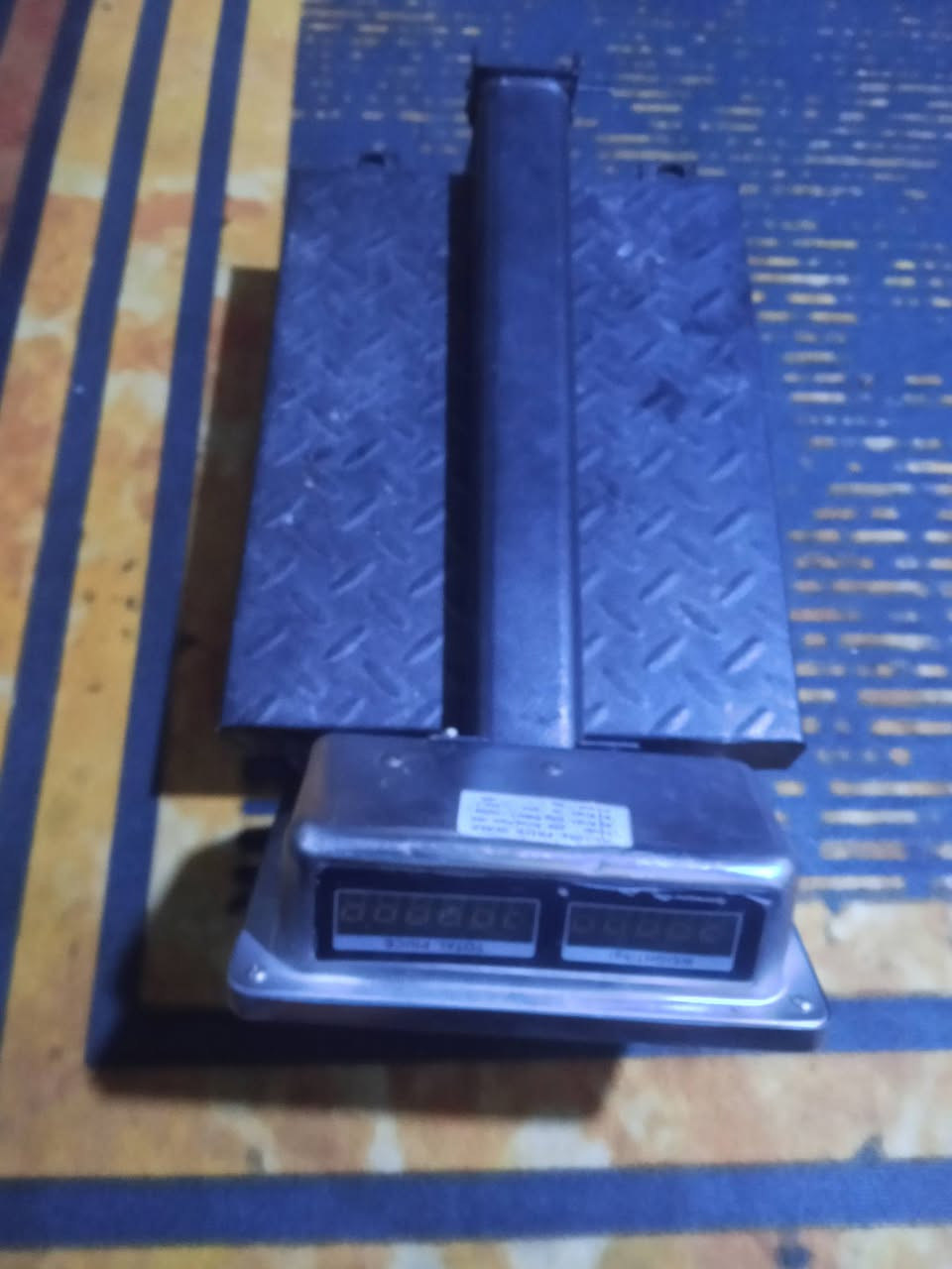 سلام عليكم ميزن لبيع يشيل 150كيلو صار سبوع من اخذت رايد 30قفل ***********
