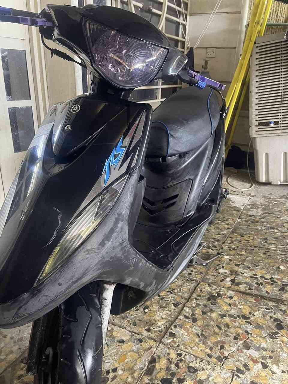 سلام عليكم دراجه ماكس للبيع الدراجه خير من الله كله بلادي وختم واحد تأخذها ماتذب عليها ربع المكينه بلاديه ممفتوح برغي جيب فيتار وتعال افحص المكان بغداد جديده السعر 725 وبيها مجال قليل للشراى ***********
