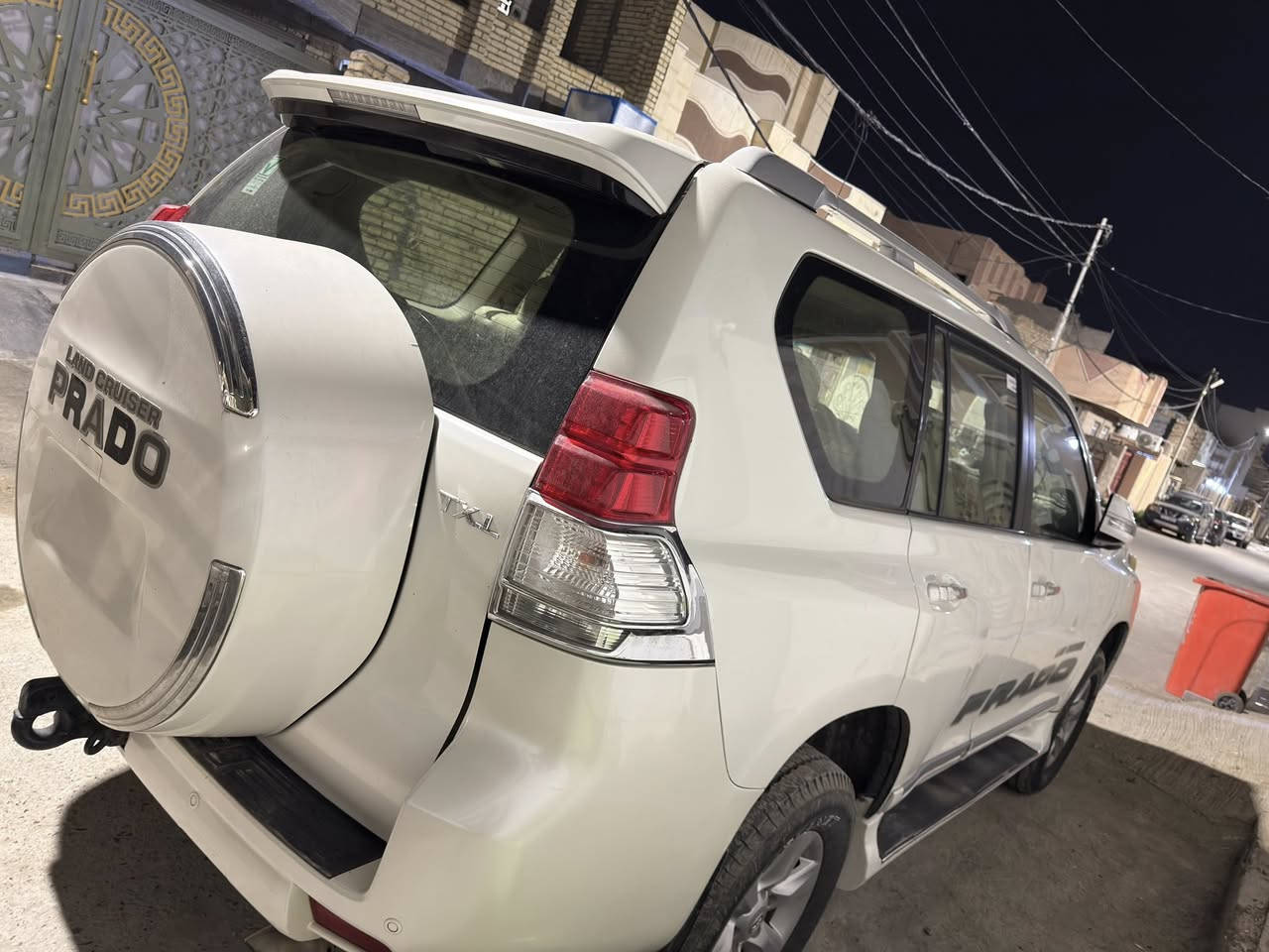 سيارة برادو للبيع 
موديل ٢٠١١
***********
