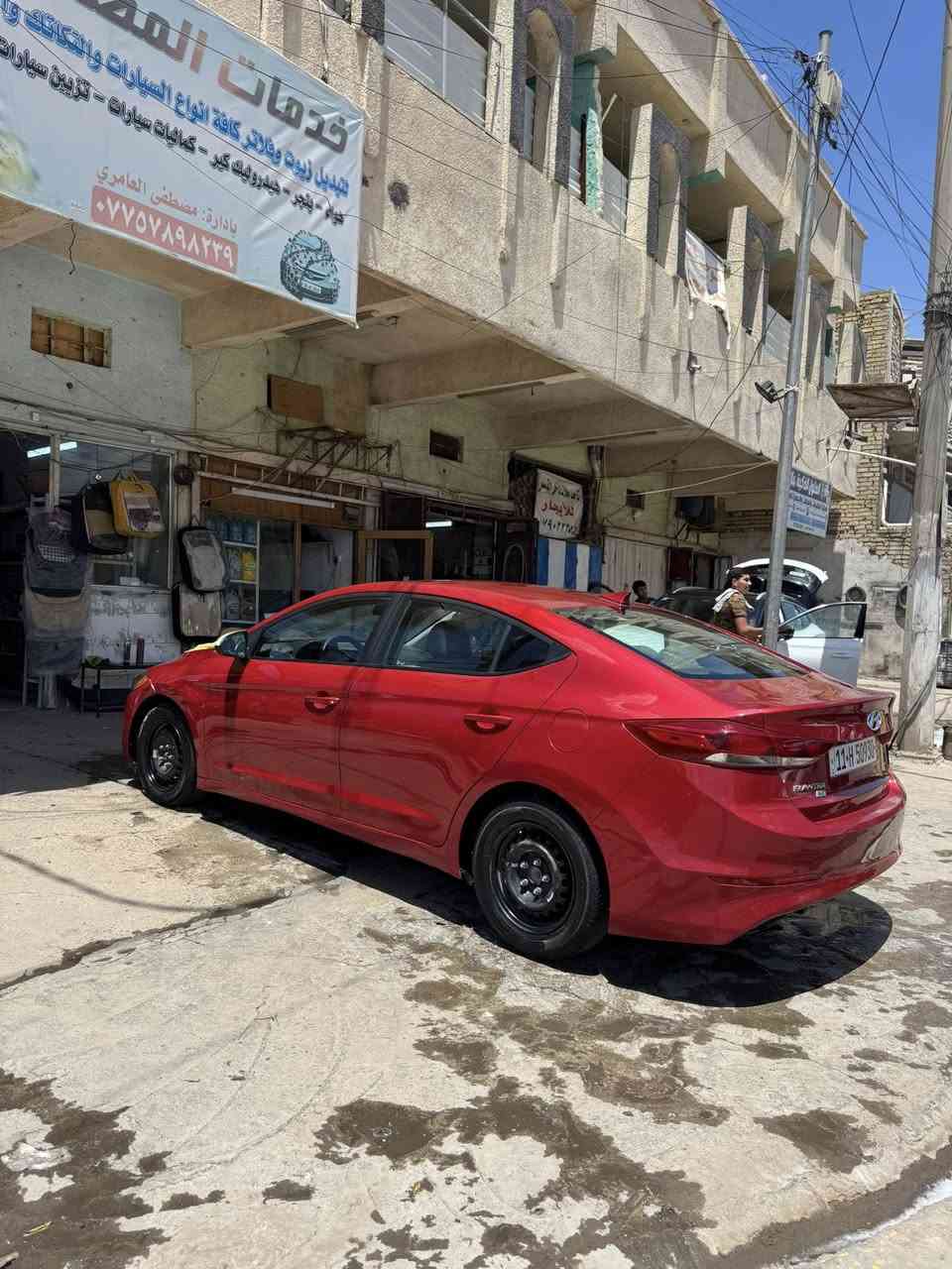 السلام عليكم
النترا 2017 امريكي
 
مكينة 2000 دوش المرغوب

حادثها بسيط جداً جاملغ وبنيد مصلحات نفسهن ، قطعتين وصور الحادث مرفقة بالمنشور 

السيارة فئة SE

كير 8 نمر المرغوب ، 3 وضعيات قيادة 

تحكم ستيرن 

مثبت سرعة 

دواخل لونين 

شاشة تدعم كار بلي 

لايتات زينون 

بردات تعتيم 100‌‎%

رنكات 15

رقم بغداد دولي السيارة بأسمي شخصياً تحويل ثاني يوم

العنوان : بغداد الحرية 

السعر : 120 وبيها مجال 

رقمي : ***********
