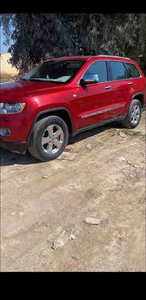 سلام عليكم سياره نوع جيب جراند شيروكي للبيع
موديل 2011
فول مو اصفات واحد على واحد
شاشه
بني رامه
بصمه
كشنات تدفأه
محرك ممفتوح هيمي 8سلندر 5.7
ضرره بيه 2قطع اباب الصدر والجاملغ 
السياره معروضه 133او بيه مجال
الستفسار ***********
               ***********
