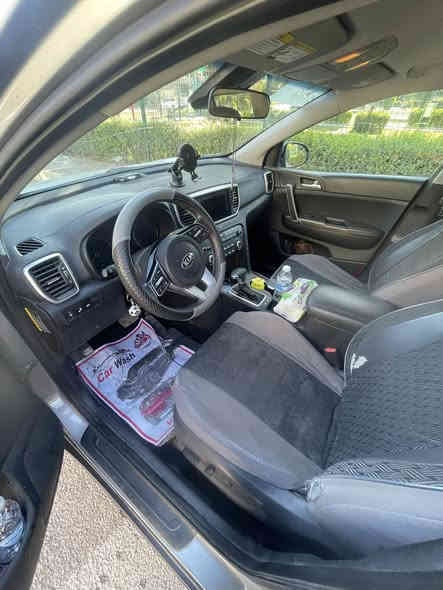 السلام عليكم سبورتج موديل سنة ٢٠٢٢ الون رصاصي محرك ٢٤٠٠ ماشية ٣٨ ميل السعر ١٨٥ ورقة رقم اربيل المواصفات تحكم ستيرن كشنات كهرباء نص فول السيارة نظيفة وضمان محرك وكير مكاني الكرادة الجادرية الاتصال *********** او ***********
