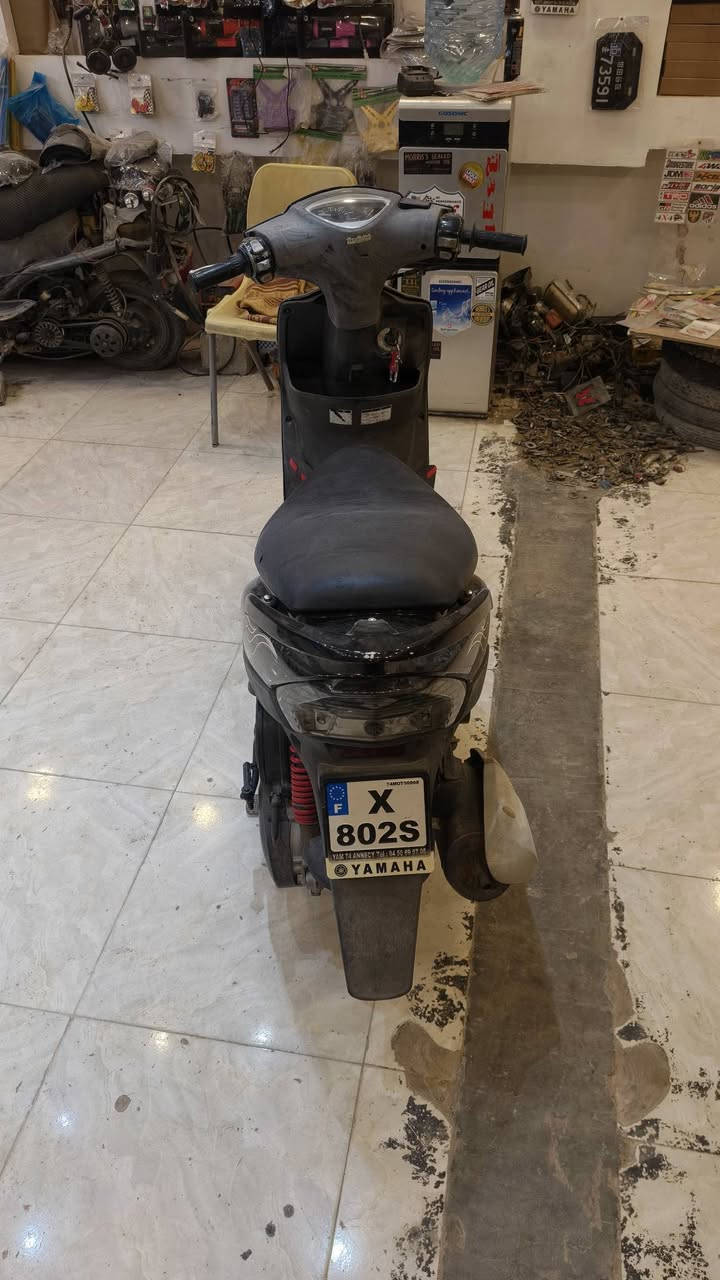 السلام عليكم دراجه للبيع ماكس عدله الدراجه بلاديه قبل فتره طلعت من الوكيل سبانه مامحطوطه عليهه مابيهه أي نقص السعر ٨٥٠ وبيهه مجال العنوان سامراء مدخل حي الإفراز هاتف ***********
