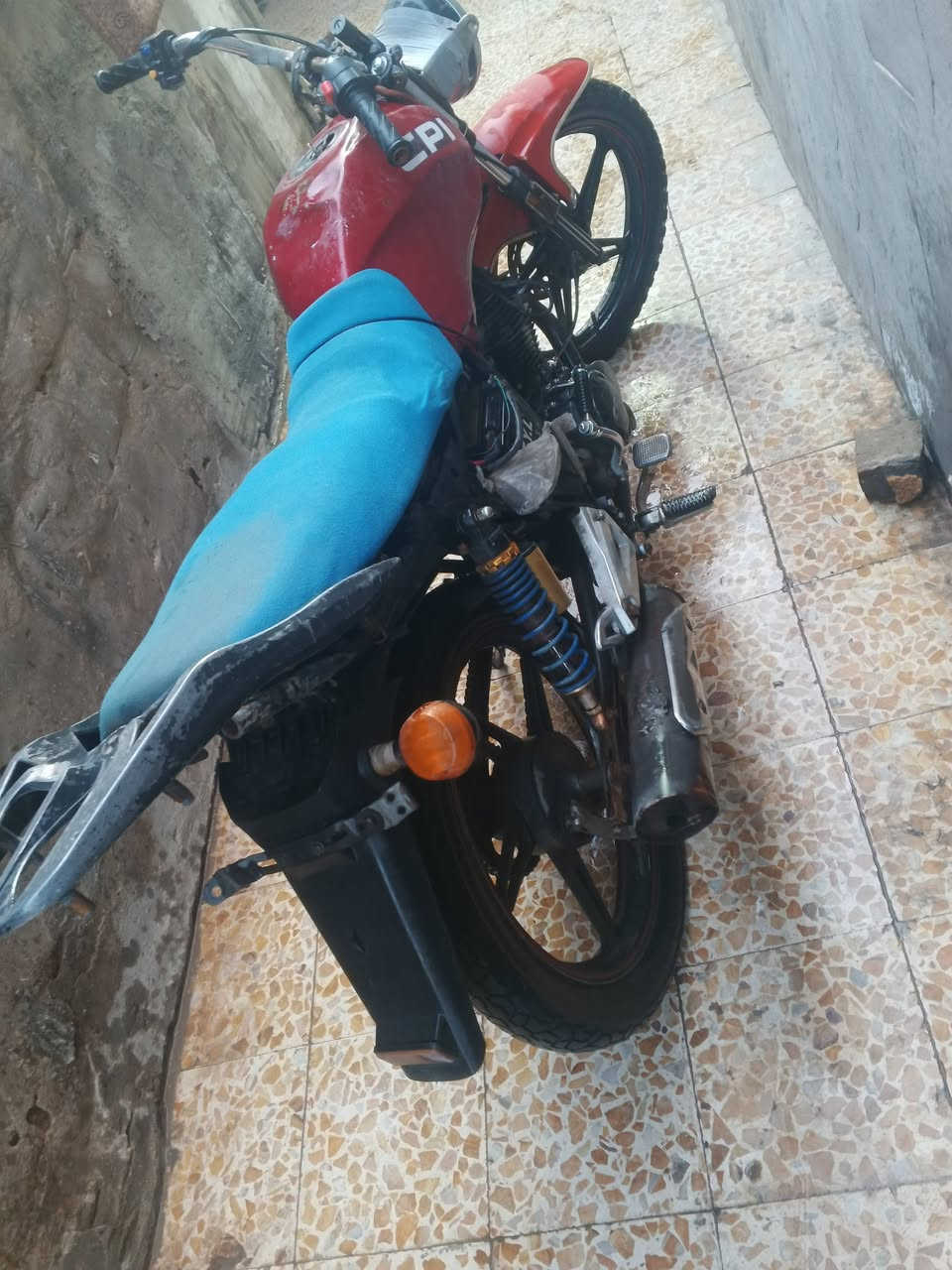 سلام عليكم
دراجه CPl مديل 2014  200cc
دراجه اوراق أصولي بسمي
نقص الدراجه كهربائيات فقط
دراجه حلوه وناعمه بلمشي 
سعر الدراجه 400 قابل للتفاوض
رقم الهاتف ***********
ممتواجد خاص فقط اتصال
مكان الدراجه كربلاء
