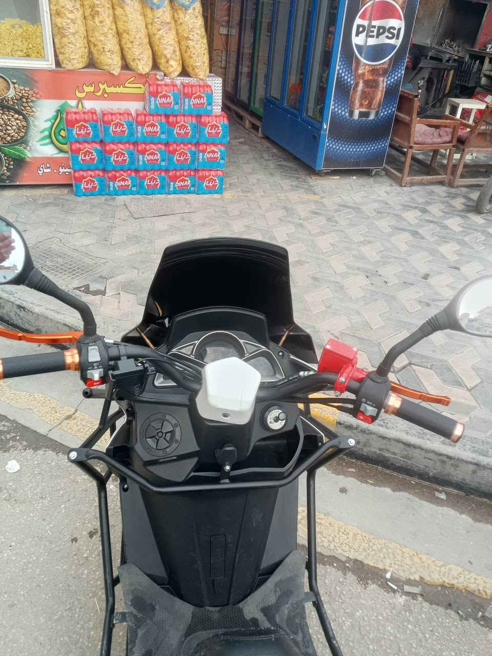 دراجه لي بيع مستعملي شهرين كله جديد ***********
