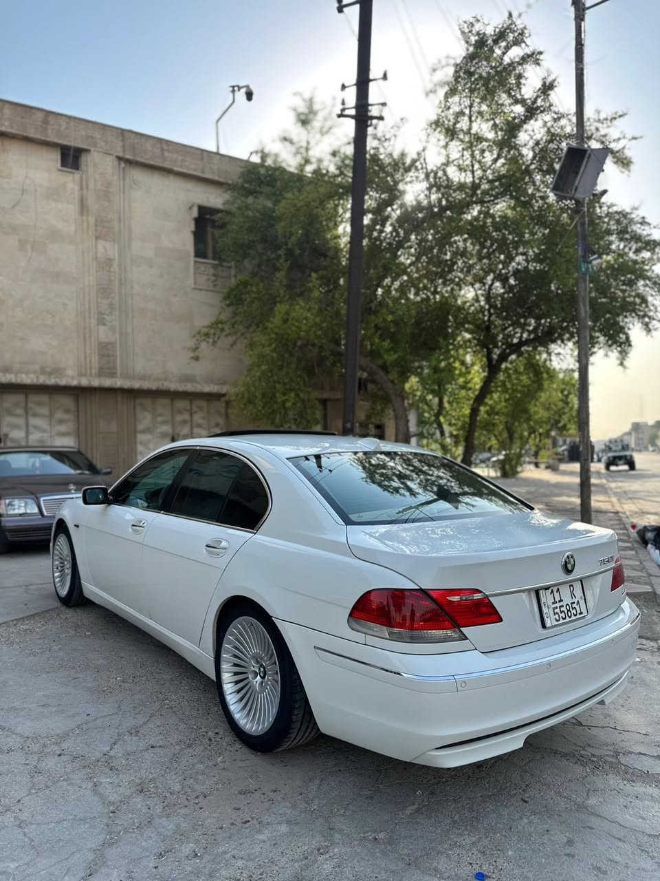 سلام عليكم باخره 2004 750 باب قصير السياره كفاله من اي نقص مكينه كير صدر تبريد كله كفاله وع الفحص بيهه كم قطعه فقط رش بدون اي ضرر او حادث للبيع او مراوس مكاني بغداد السعر 160 وبيهه مجال رقمي ***********
