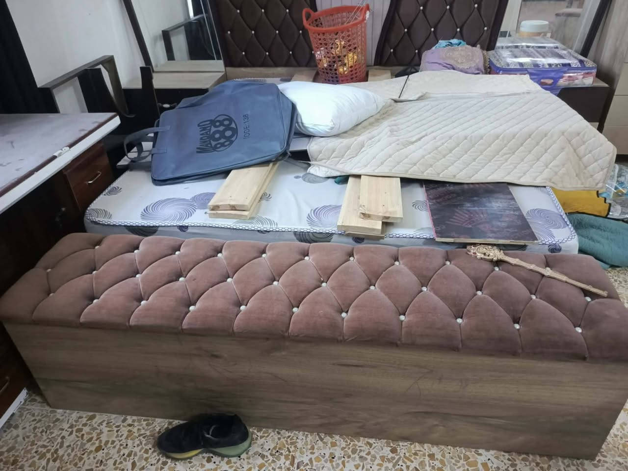 للبيع ٨ قطع غرفه نوم تركي سعر ٥٠٠
العنوان العامريه الفلوجه 
‏‪***********‬‏ للاستفسار

