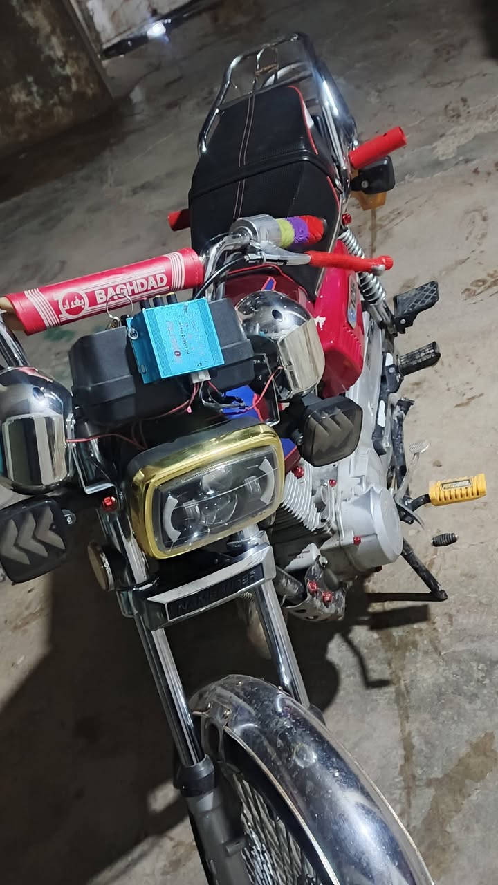 مرخصة الأدمن نامه برو موديل 2021
دراجة نضيفه كهربائيات 

شغالة من الطول للطول اشاير دشبول لايت امامي خلفي 

تانكي صفاحيات ديجي دبلات كله جديد وشغال كلجات جديد 

بيهه عيب بلمحرك اغلب كم شفتات 

الموشراي ليتعبني فدوه 

سعر 350 قفل 

مكاني كركوك  واحد حزيران.


**إذا كنت صاحب هذا الإعلان وتريد حذفه لأي سبب، رجاءا أرسل رسالة إلى الدعم الفني**