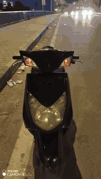 سكنس فحل نوزل دراجة نظيفة مكينة خير من الله كهربائيات شغالة اشاير كاملة لايت زنون 
السعر 600 وبيهة مجال 
المكان الاعظمية
الرقم ***********
