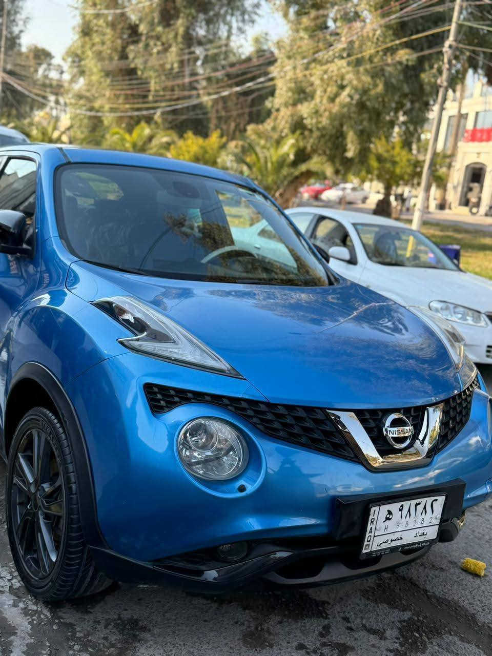 نيسان جوك موديل 2018 خليجي
محرك١٦٠٠  فول مواصفات اعلى فئه 
٥كاميرات ٣٦٠درجه مع رادرات سلايد فتحة سقف 

ماشيه 60 الف فول مواصفات اعلى فئه ضربه بيها بل باب الخلف السايق ومصلحه ع بارد بدون صبغ السياره الميعرف مواصفاته بصمة ابواب وبصمه تشغيل وحساسات امامي خلفي وجانبيه بنوراما مع فتحة سقف 
كشنات جلد مع تدفئة تبريد ويل كروم اسود بلادي  وبل الاضافه الكشنات والارضية  مغلفه بل جلد الي حاب يعرف  
السياره بأسمنه شرط التحويل السعر 130 وبيها مجال ولسيارة موجودة ابغداد او بلفلوجة
رقم  ***********
