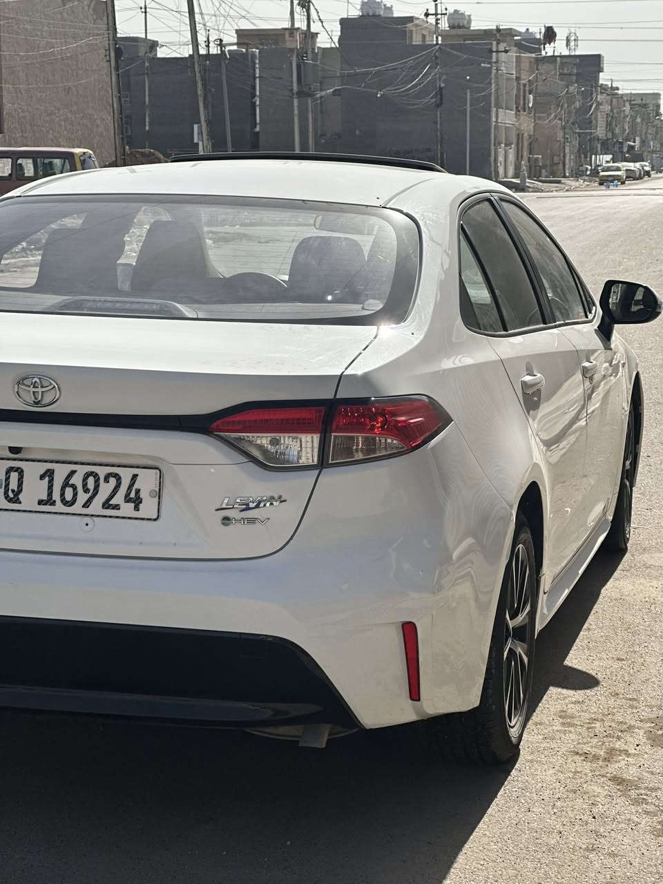 السلام عليكم من رخصه الادمن 

كورلا هايبرد موديل 2024تجميع صيني شكل الامريكي 

ماشيه:30km
موصفات السياره 
بصمه 
فتحه 
تحكم سترين 
شاشه جبيره 
هند بريك كهرباء 
كشنات جلد 
تحديد مسار 
اوتو هولد 
رادار امامي خلفي 
كامره خلفيه 
٣ مودات قياده 
بصمات ثنين 
سياره خير من الله وما ناقصه شي ابد يوجد بارد في الباب الخلف السائق  والباقي موضح بالصور 
مكان السياره بغداد 
السعر/142ورقه
الاستفسار 
 ***********‏
