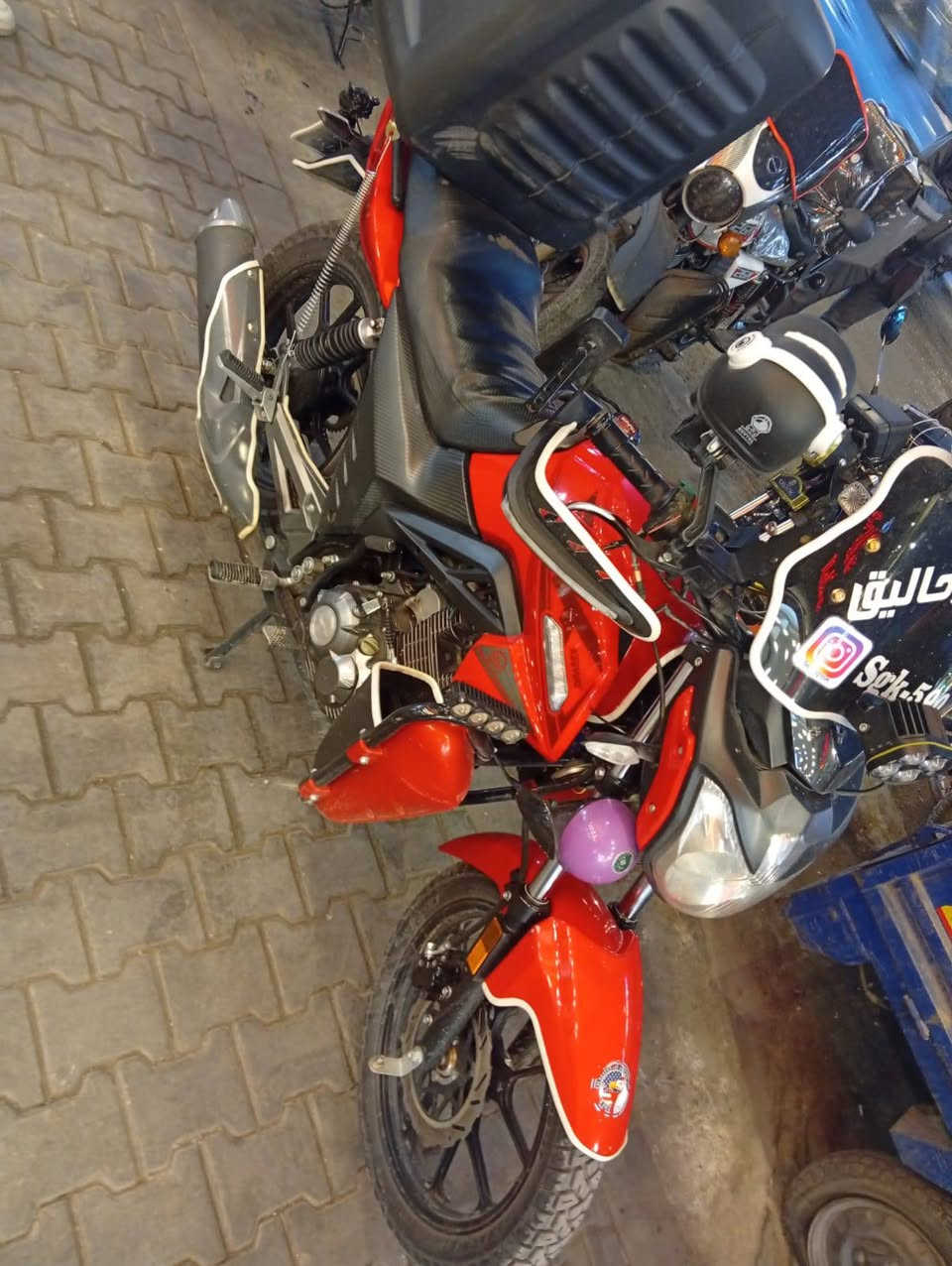 دراجه ار كي موديل 25
رقم اربيل ماشيه 23
دراجه كلش مرتبه ومتعوب عليهه واهوايه اضافات بيهه احلى من الصور 
مكاني بغداد الاعضميه 
متواجد واتساب واتصال 
***********
