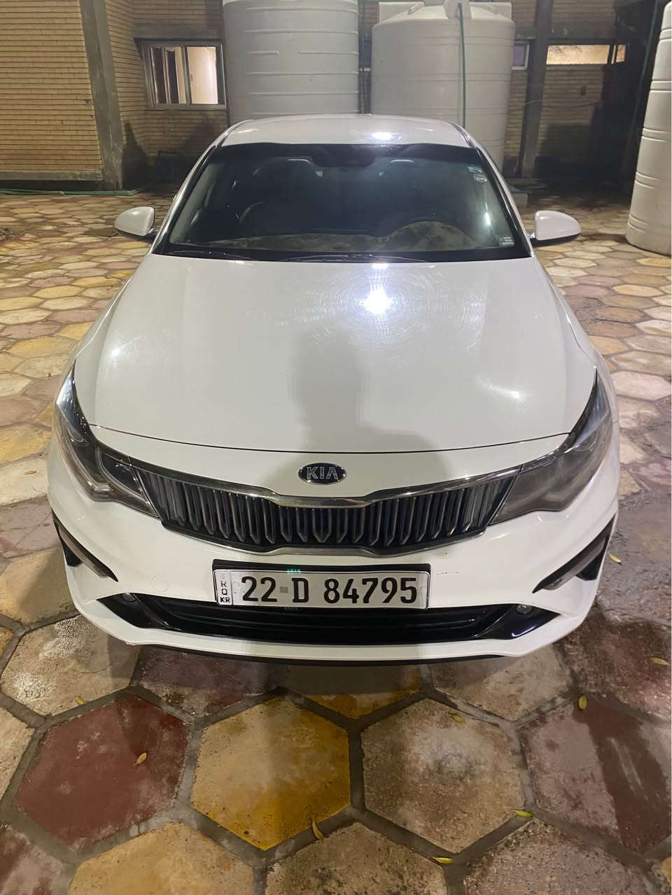 كيا k5 موديل 2022 وارد كوري

مكينه 2000 دوش  

السياره جديده 

السياره غير مكفوله من الصبغ 
4 ابواب مصبوغات فقط جماليه وصبغ بكوريا
2 جاملغ مضبوغ فقط جماليه وصبغ بكوريا

سعرها 155 وبيها مجال 

مكاني بصره كرمه علي 

رقمي *********** البصرة, العراق
