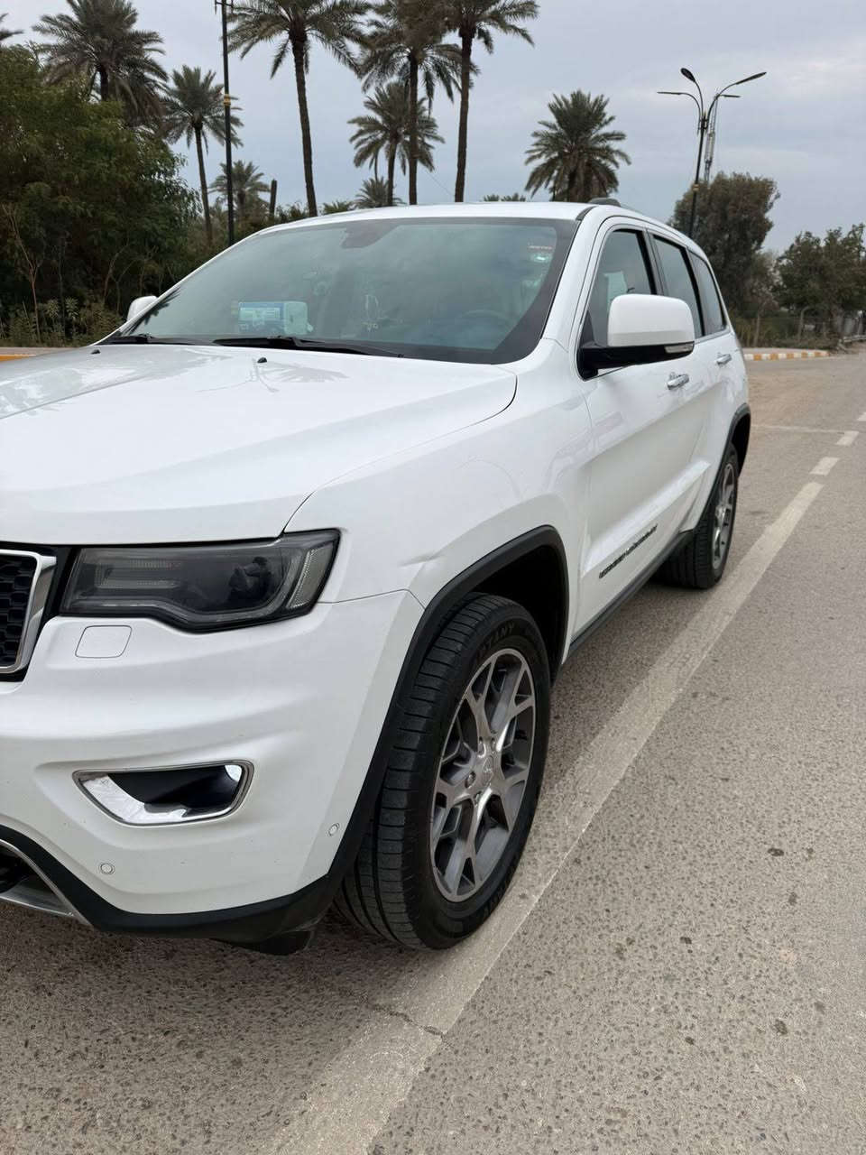 سلام عليكم للبيع فقط جيب لمتت فول مواصفات موديل 2020 جاهزه من كلشي رقم اربيل بسم صاحبها بيها بارد شبر قبق الجنطه وكارت بل جاملغ الامامي والباقي كفاله عامه السعر 30 الف دولار يعني 3 شدات وبيها مجال والسوك كلشي بي مايعجبك عبر ابكلمه طيبه مكلف بل نشر تفاصيل اكثر اتصل ابرقم صاحب السياره *********** تحياتي لكم والله يرزق الجميع ان شاء الله
