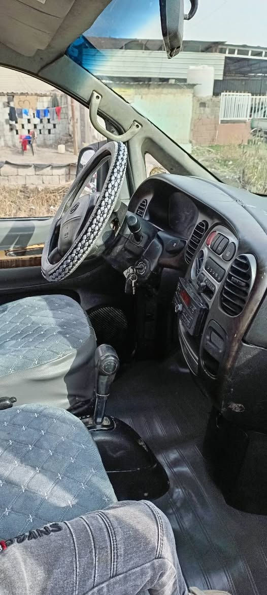 السلام عليكم ورحمة الله وبركاته
سياره ستاريكس للبيع 
موديل 2006
شرط التحويل أو وكاله
محرك شرط كير اتو اكسن شرط
حار بارد شرط
ليت زنون 
كهربائية كله شغال 
مصبوغ جماليه 
السياره احلى من الصور
غير متواجد عل فيس
لاتصال على هذا الرقم ***********
