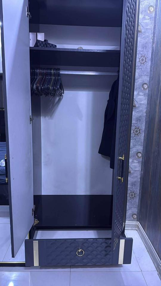 غرفه نظيفه ماخذها اقل من سنه ب500 وبيها مجال مكان بغداد ‪0773 478 5393‬
