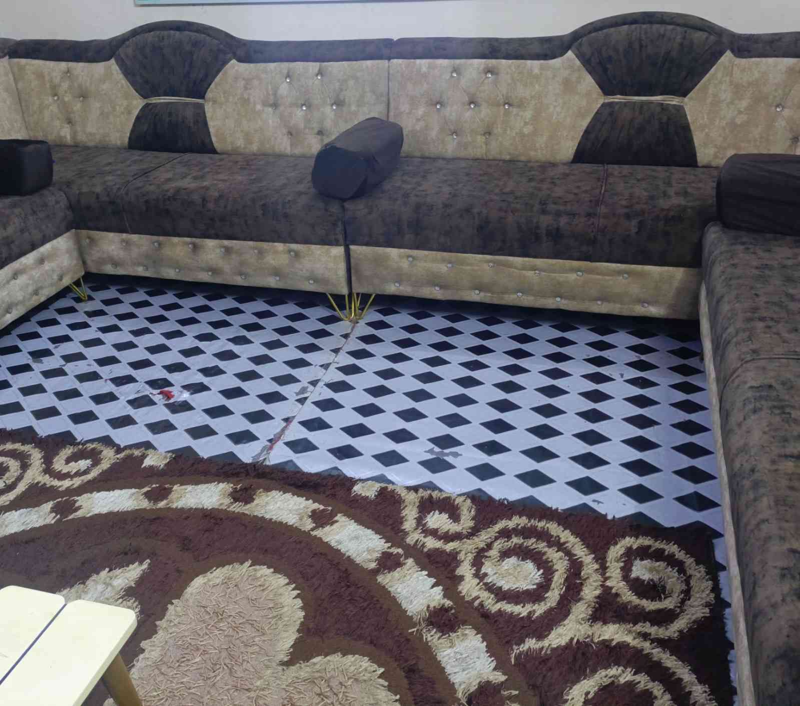 ديون درجه اولى تزكام اسفنج اكسترا اصلي قماش مقدف اصلي ١٧ متر فصلته بيدي يشهد الله عليه مكان البياع الخاص مفتوح سعر ٦٥٠ الف اني فصلته العام مليون وربع


**إذا كنت صاحب هذا الإعلان وتريد حذفه لأي سبب، رجاءا أرسل رسالة إلى الدعم الفني**