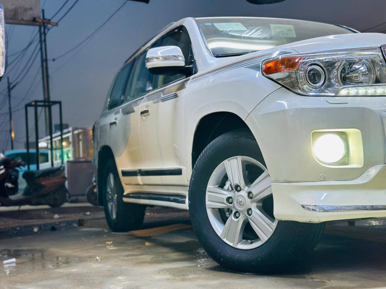 السلام عليكم ورحمة الله وبركاته
لاندكروزر بريم ٢٠١٤ كفاله عامة مكانها محافظة القادسية للاستفسار الاتصال على ***********
