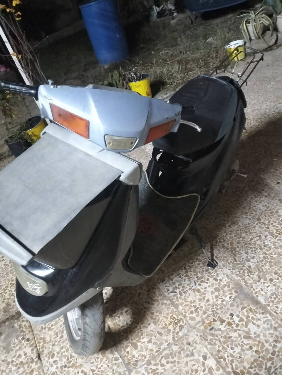 ماطور للبيع شغال بس ينام اتوقع لو شوته لو كزوز كابريته جديده تواير نضاف نشاط فول سعر 85 بي مجال بسييط

‏‪0751 312 2861‬‏
