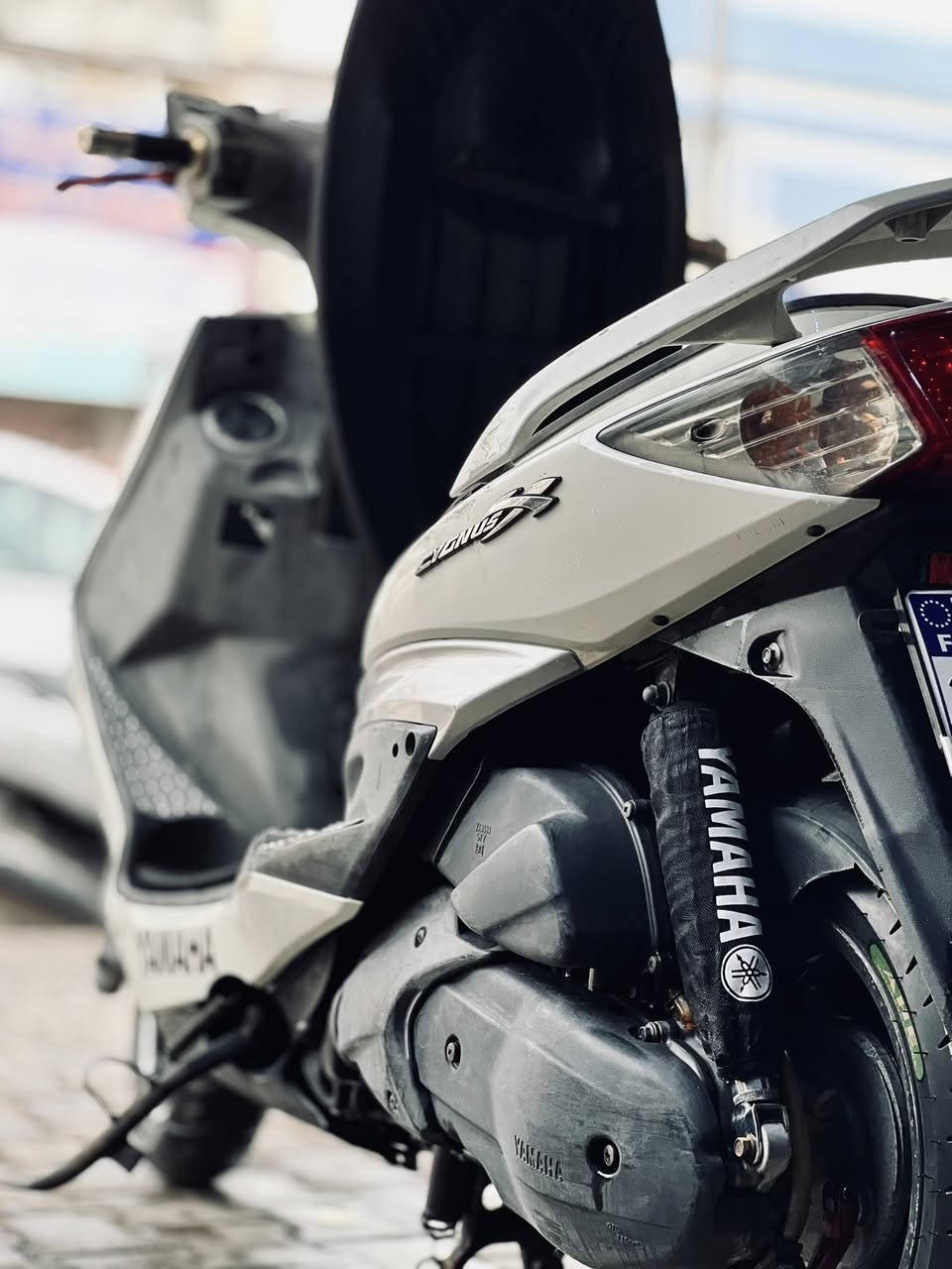 السلام عليكم ، سكنس فحل كوري للبيع .
الممشى 22901 حقيقي وقابل للزيادة 
مكينة بلادية افحص وين متريد 
بيها تلبيسة كشن وجواريب دبلات ويدات وأرضية ونيكلات  
للبيع مكاني بابل 
السعر 1500 وبيها مجال 
***********
