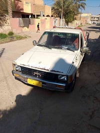 تويوتا 85 • رقم الانبار • اصفر