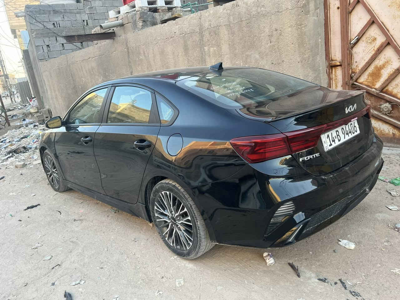 السلام عليكم
كيا فورتي 2022 جيتي لاين🛑
مكاني البصره الزبير رقم معوقين المعوق اخوي 
السعر 143 بيها مجال 
حادثها بسيط كلش الجاملغ الأمامي مرجعينه بارد 
*********** واتساب فقط
*********** اتصال فقط

المواصفات جيتي لاين فول :-🚩 
🛑اللون اسود
🛑بصمة تشغيل ابواب وصندوك بصمة .
🛑محرك 2000 دوش بدون دوانز علبانزين العادي.
🛑كاميره  خلفية دوارة.
🛑رادارات 360 درجة ( امامي جانبي خلفي) .
🛑رادارات خلفية توقف ذاتي مانع اصطدام.
🛑كشن جلد اسود جيتي لاين مطرز بعلامة جيتي لاين.
🛑مانع التصادم الامامي والخلفي.
🛑تحكمات ستيرن 4 جهات فول.
🛑ثلاث وضعيات قيادة (ايكو-سبورت-سمارت).
🛑مثبت سرعة ذكي ( التحذير عند مغادرة المسار ).
🛑بدون كيبل يربط التلفون واير ليس و GPS.
🛑ويل كب 17 جيتي لاين بلادي.
🛑نظام الصوت  سبورت هارمن  عدد السماعات 8.
🛑ستيرن حرف D
🛑سقف اسود داخل اسود.

🛑المراية الجانبية كهرباء.
🛑اضواء ترحيب عند الاقتراب.
🛑 بك لايت ليد وسكنات لد.
🛑اشاير بلمراية.
🛑نقطة عمياء.
🛑كير توماتيك .8 نمر 
🛑كامرة امامية تحديد مسار وقيادة الية.
🛑السياقة على خطوط الشارع في حال الاجتياز تنبهك.
🛑مانع انزلاق نظام التركشن.
🛑تبريد ثلج شاشة دبل فريز  منفصل.
