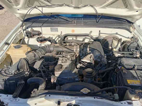 سلام عليكم للبيع بيكم 2004 وضع بلادي شرط التحويل محرك مامفتوح بيها بخشم الجاملق اليسار بيها شبر صبغ السياره مامصبوغه سنويه لل2028 رقم الاستفسار *********** غير متواجد على الفيس فقط اتصل
