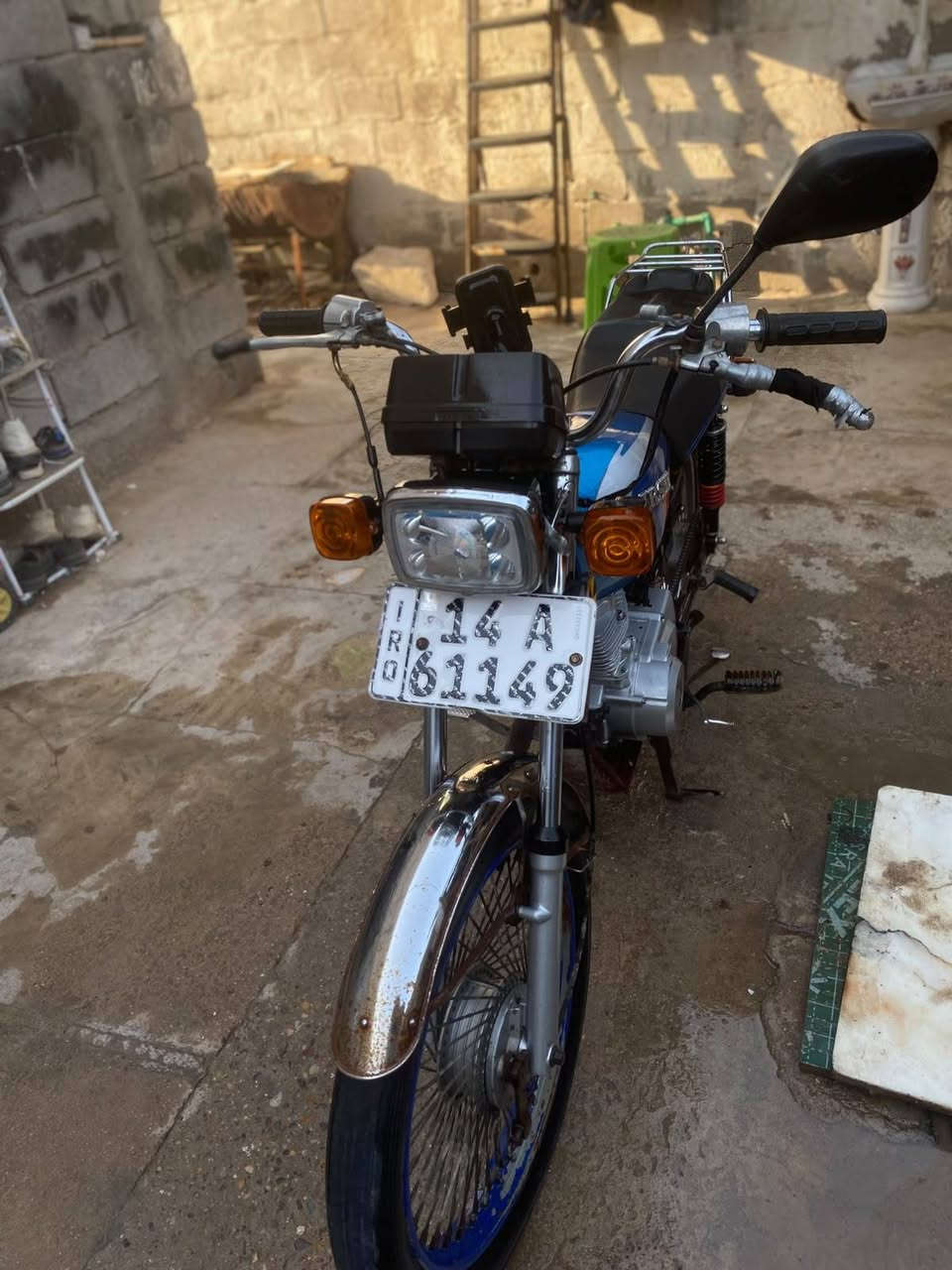 اعاده النشر بسبب الوعود الكاذبة
للبيع دراجه ايراني ارشا 
رقم انكليزي بصره بسمي شرط تحويل
موديل 21 
دراجه نضيفه خير من الله تانكي و ضفيره جديده اشاير جدد شغالات  ولايت امامي جديد
سعر( 1500) وبيها مجال قليل 
مكاني البصره ابو الخصيب شارع الوسطي 
*********** 
رجاء لحد يكسر بسعرها جماعت المليون لا تجيني🌹
