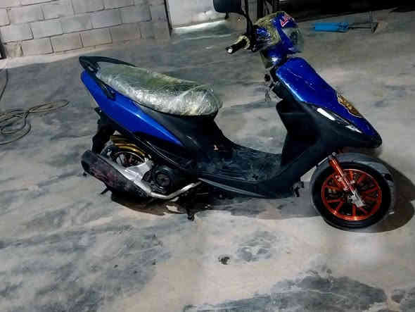 سلام عليكم دراجه ماكس عدله لبيع كفرات كامله كلشي يشتغل سلف هندر كهربايات السعر 500 وبيه مجال  مكاني بصره خور الزبير***********
