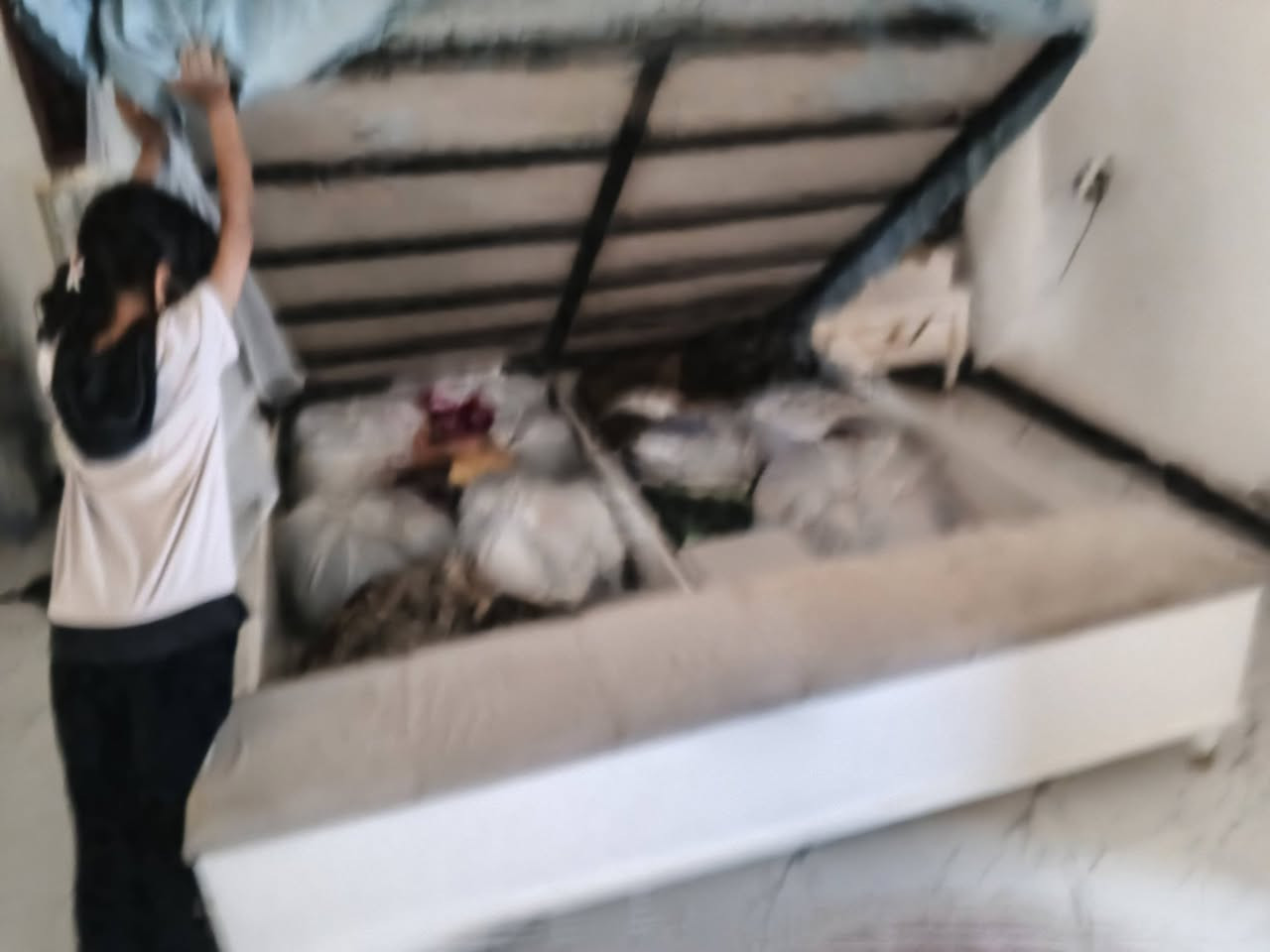 غرفة نوم تركية للبيع مابيه اي نقص 
الاتصال على الرقم ***********
