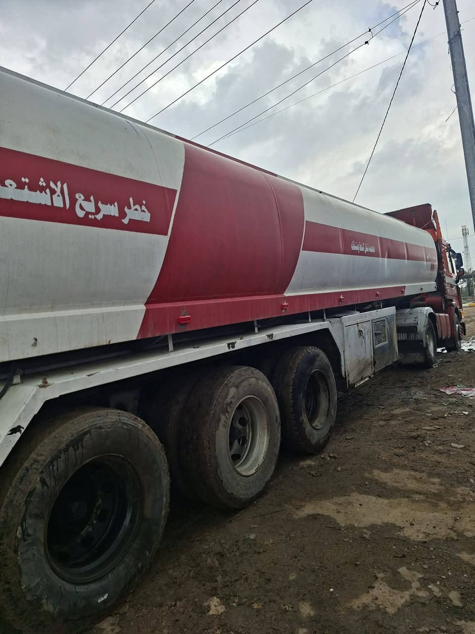 سلام عليكم 
للبيع سكانيا موديل 95 جاهزة للشغل 
تكيال جديد مكان السيارة كربلاء اخوان مكلف بالنشر 
للاستفسار الاتصال على الرقم :***********
