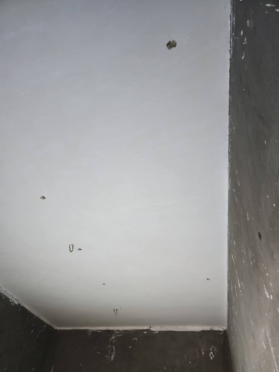 السلام عليكم متفرغ حاليا كادر بورك وسقوف جص فني ***********
