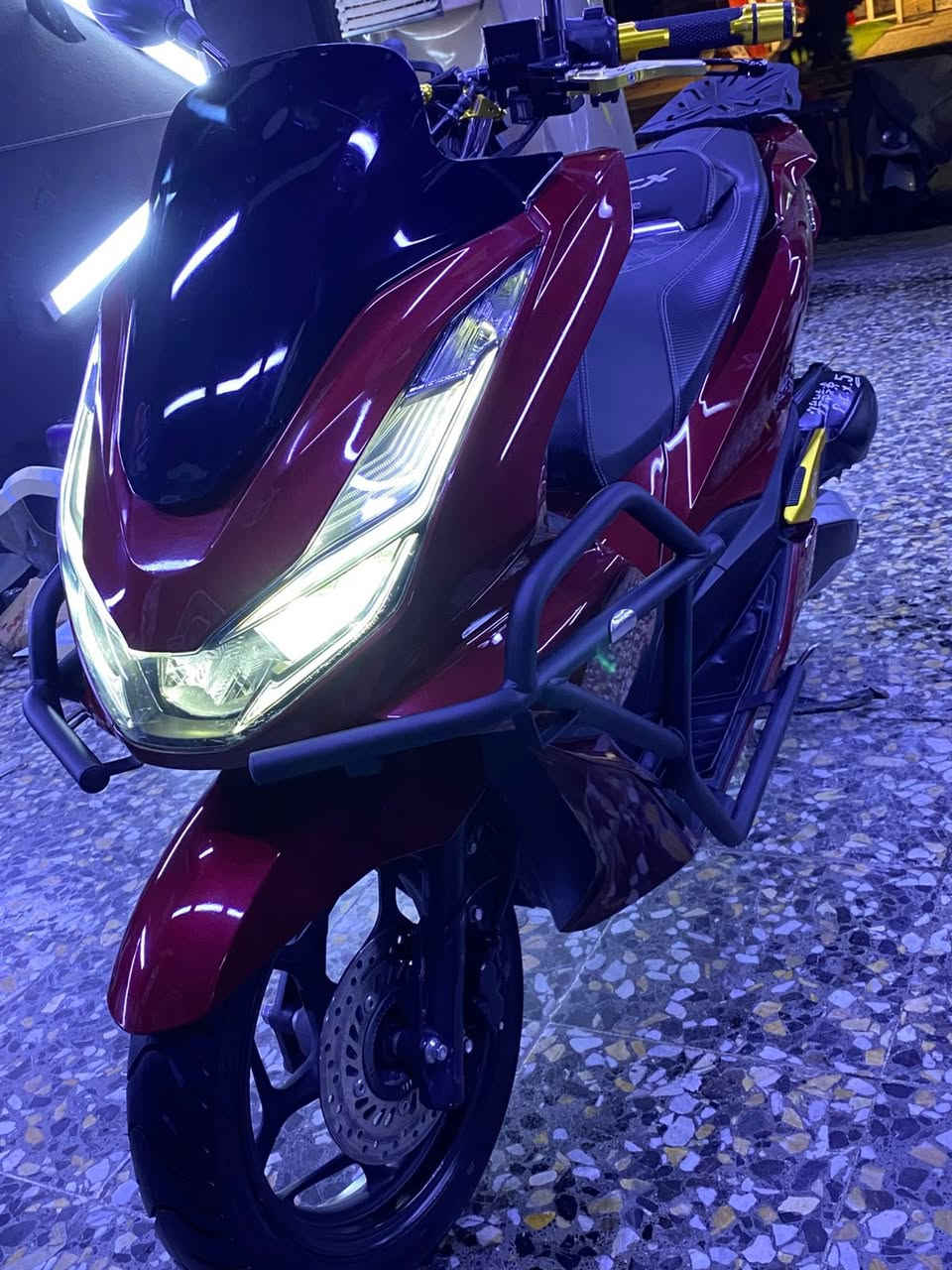 السلام عليكم
جيل رابع ياباني  
١٢٥cc
اي بي اس 
بيه تزويد خير من الله 
دراجه مكفوله كفاله عامه كفر ومكينه 
ماشيه ١٤الف
العنوان حي اور ***********السعر 23
