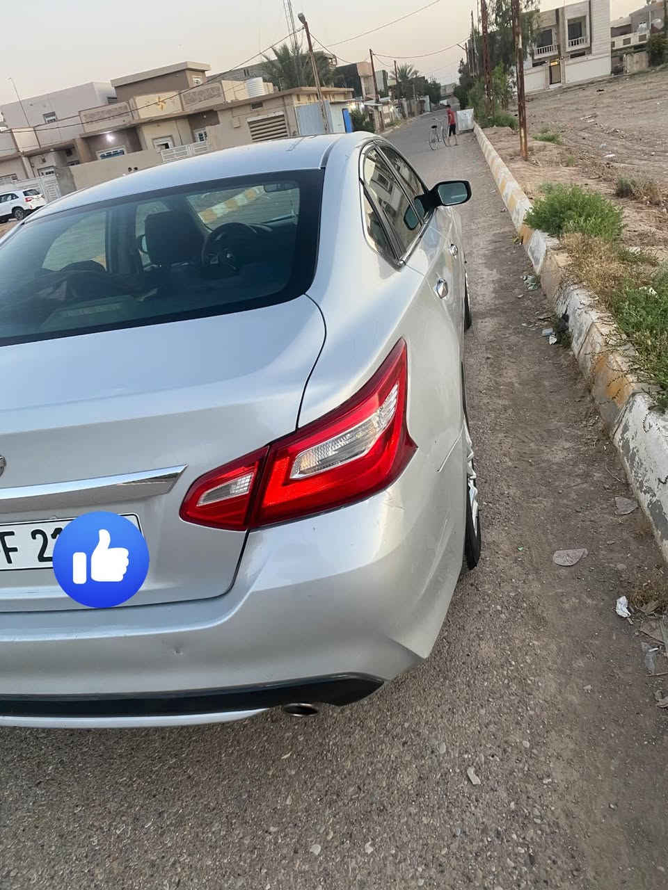السلام عليكم
نسيان اليتما 2016
محرك 2500 تنفس طبيعي 
السونار مرفوق بالصور السياره كير محرك صدر تخم تاير تبريد تحكم ستيرن كله جاهز مابيها نقص كلشي الحمدلله  السيارة حلوه ومال بيت خير من الله رقم سليمانية تحويل مباشر 
@العنوان ديالى 
@الهاتف ***********
@السعر 115 وبيها مجال
