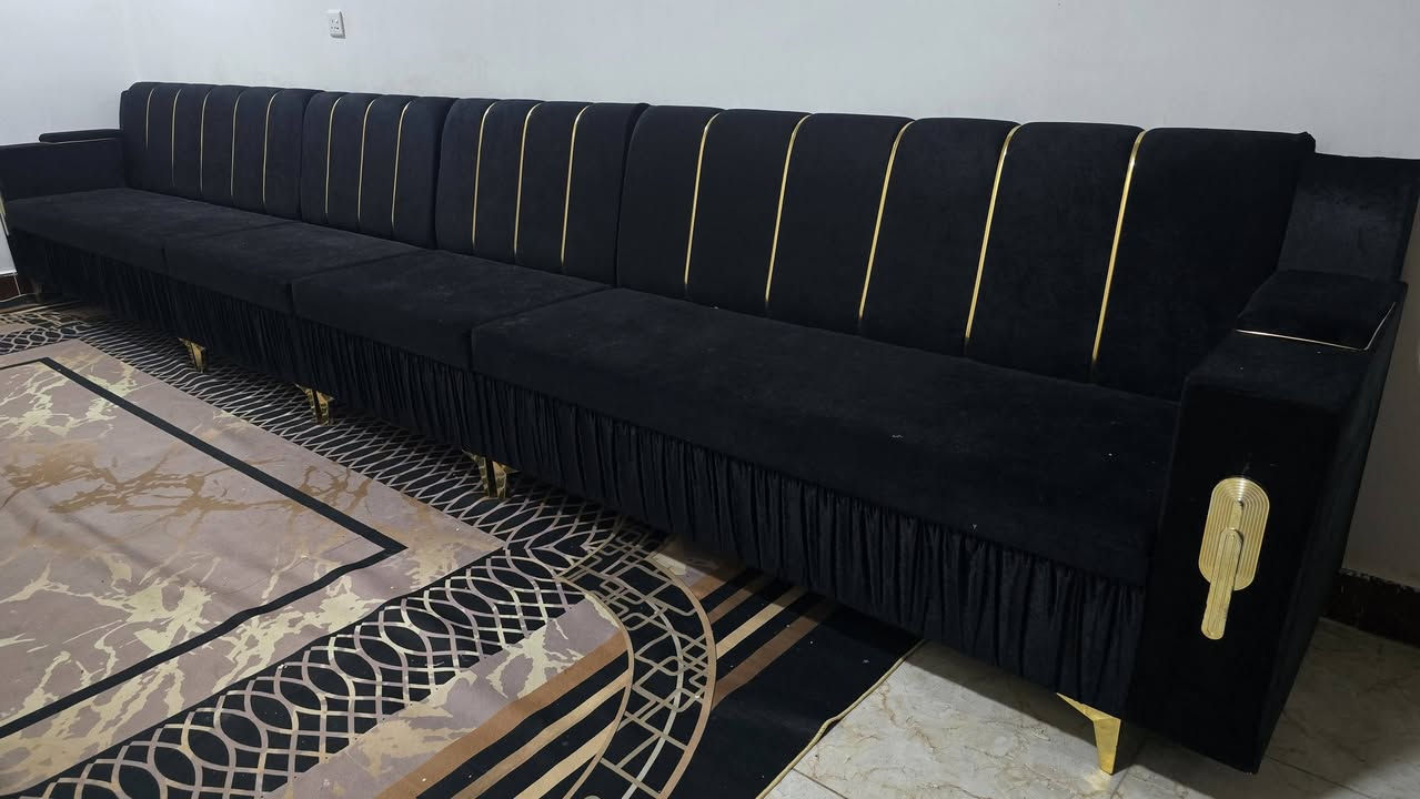 ديوان 11 نفر + ميز بلازمة
نضافة حلوة سعرهن 300


**إذا كنت صاحب هذا الإعلان وتريد حذفه لأي سبب، رجاءا أرسل رسالة إلى الدعم الفني**