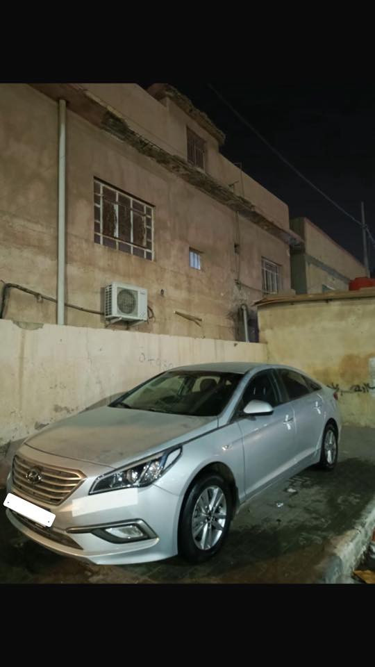 السلام عليكم سوناتا ٢٠١٧للبيع ادوات كصه السياره مكينه كير حداده تبريد كفاله خط واحد غاز يعني انسى الصرفيه مكان السياره بالبصره السعر ٥٥وبيهه مجال حگ جيه للاستفسار اكثر ع رقم ***********
