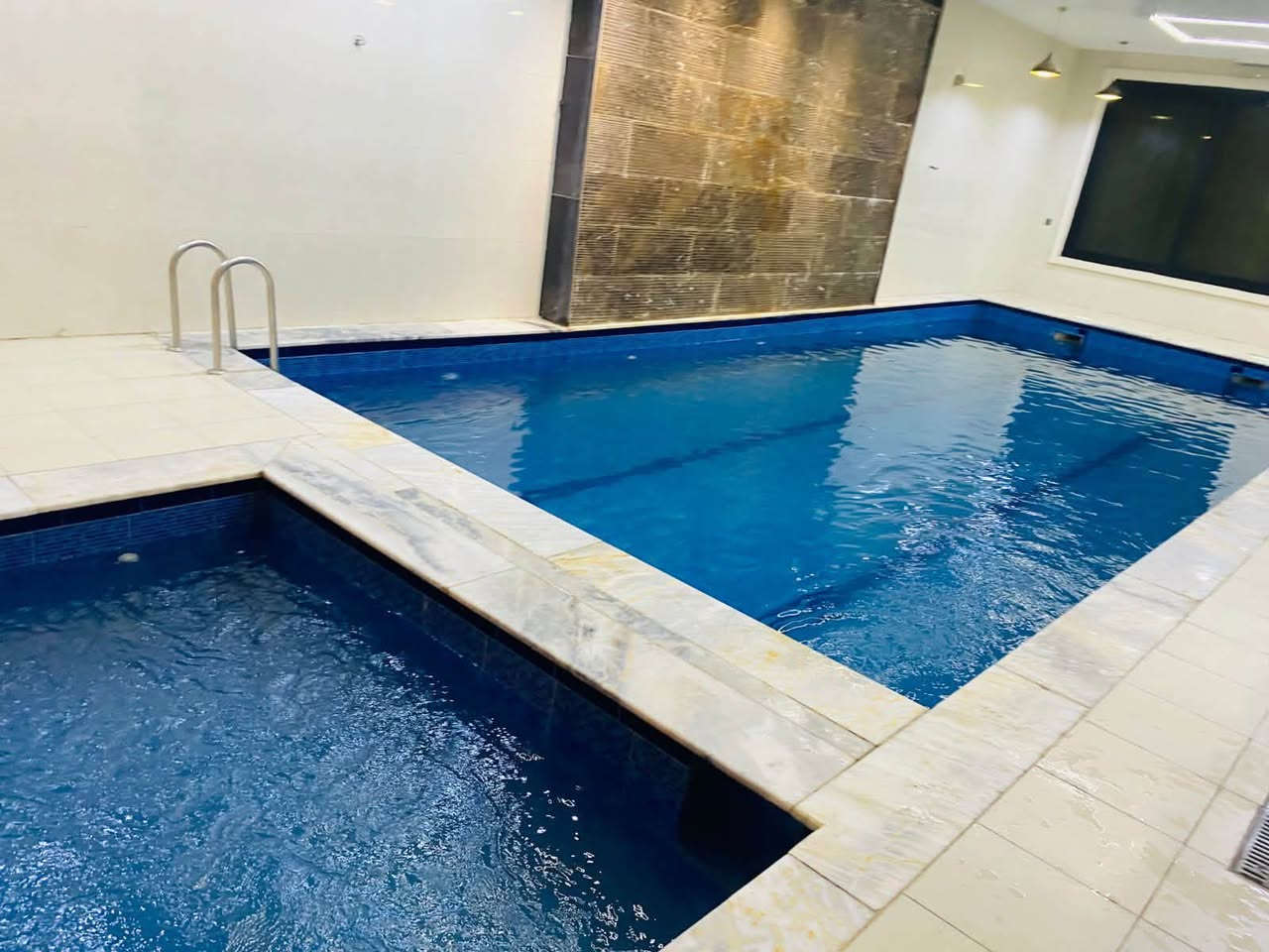 تتوفر  مزرعةة في
بـغـــداد الدورة البـــوعيثــــة
للحجز والاستفسار تفضل واتساب *********** موثقةة بتطبيق اجرلي

متوفر عندي اليوم مسائي وباجر صباحي 
والاربعاء صباحي و الخميس كامل والجمعة كامل وباقي ايام الاسبوع 
 الشفت صباحي 200 والمسائي 250 وايام العطل صباحي 250 ومسائي 350
