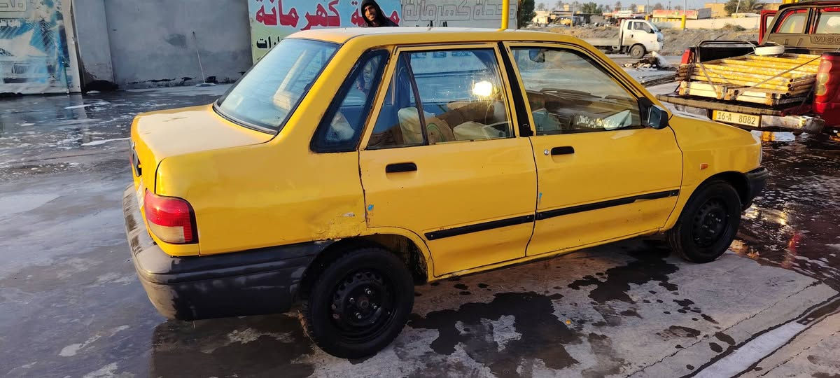 السلام عليكم 
للبيع سايبه موديل 11
رقم بابل مشروع وطني شرط التحويل 
السياره جاهزة بمعنه الكلمه فقط السياره (تبخر) يعني يرادلها تجفيت السياره سنويه صاقطه من 21  .  مصفرة هيئه. راعيها بلحله مركز مدينه وهاي تفاصيلها كامله السعر 17وبيها مجال بسيط مكان السياره كربلاء طويريج /***********///***********
