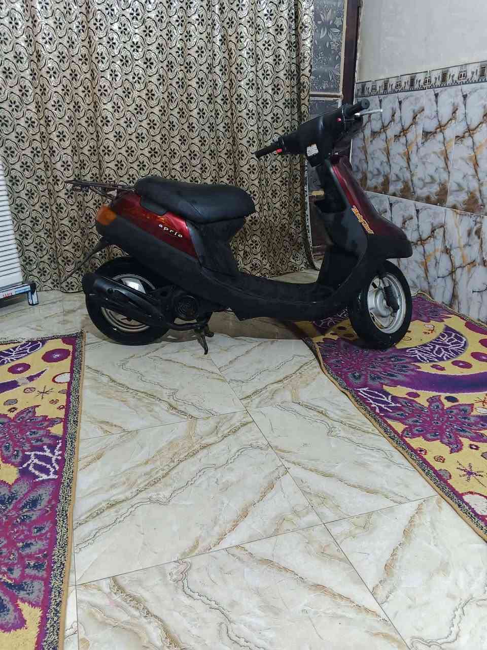 السلام عليكم دراجه بطه موديل 2003ما مفتوحه كهربائياته كله شغاله سلف هندر سعر 400مكان كربلاء حي العامل الاتصال عل رقم ***********
