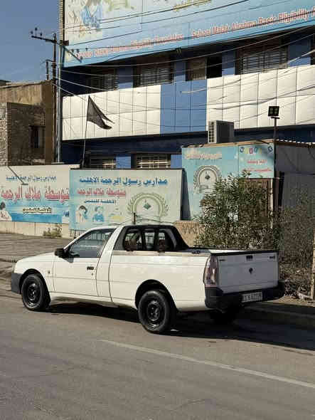 بيكم اريدو للبيع 
سيارة جديدة بمعنة الكلمة 
ماشية 35 
عليها ادامة كامله
سنوية و ارقام كله جديد معمله قبل سبوعين 
سيارة ممتعوبة ولا مشتغلين بيها 

السعر 56 ورقة و بيها مجال 

الشعب شارع الاسواق المركزية 

‭0783 886 2937‬ للاتصال
