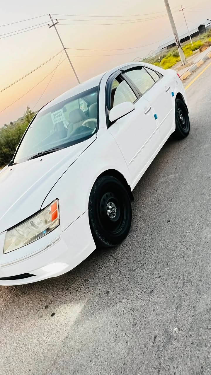 للبيع سوناته موديل 2009 امريكي 
محرك 2400 دوش لا تنقيص ولا تبخير
رقم دهوك سنويه جديده 
تريد تحويل تريد وكاله  
تخم تاير جديد صدر امامي اخلفي جديد 
بيه ثلاث قطع صبغ بدون دوخل 
تبريد ثلج سياره جاهزه من كلشي 
السعر 105 وبيه مجال 
باقي التفاصيل على هاذه الرقم 
***********
