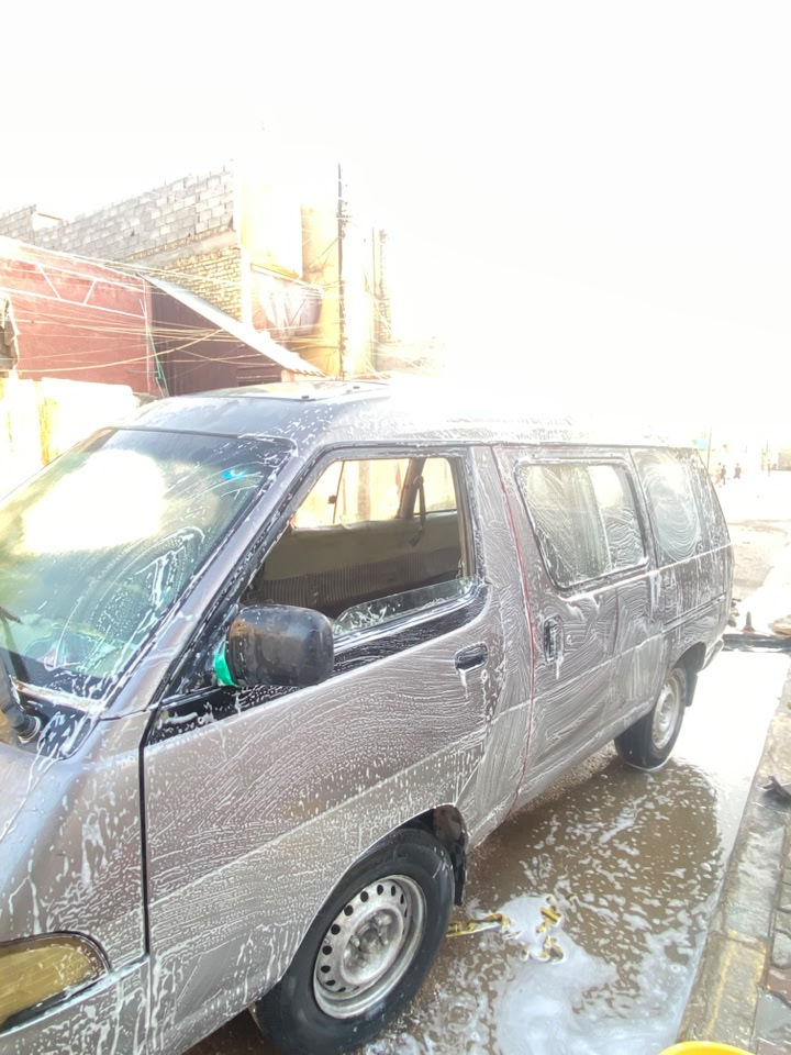سلام عليكم
فاره للبيع 
مكينه وگير ففتي خير من الله 
لاتنقيص ولا تبخير 
تخم تاير 
دوشمه جديده نايلون كشنات 
السياره جاهزه كبل للشارع 
السعر 25 وبيها مجال للطيبين 
***********
