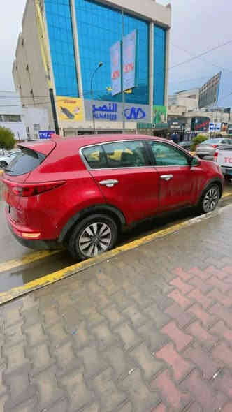 كيا سبورتج 2018 امريكي للبيع
كلين وبيها البابين اليمين بارد

موجودة صورها قبل التعديل 

FE فئة 

 بأسمي رقم سليمانية 

ماشية 72 الف

( 170 ) السعر 

مكاني الاعظمية 

للأستفسار : 

***********
