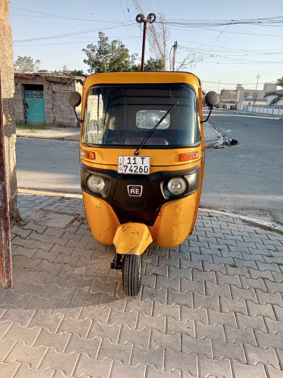 السلام عليكم تكتك للبيع مديل 20 
بسمي رقم انكليزي بغداد 
العنوان بغداد الحسينيه خدمات مصقط
رقم الهاتف ‏‪***********‬‏
السعر 7  وبيه مجال
