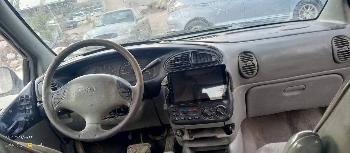 السلام عليكم
سياره دوج كلايزار 
مكينه 3000 وخير من الله  مديل 1999 سنويه لل 28 رقم بغداد 
السعر 33 وبيه مجال او مراوس بسياره زغيره حسب القناعه رقم الاتصال ***********
