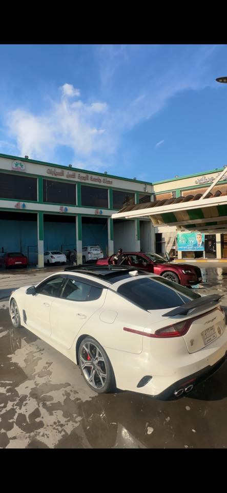 السلام عليكم
كيا ستنكرgt  3.3 تون تربو للبيع
السياره ماشيه 70 مايل 

 السياره بدون ايرباك السياره بدون اي دواخل بدون شواصي السياره هذا رقم شاصيهه طابه للعراق فقط دعاميه 

KNAE45LC3L6081832

وهنا صار بيهه قطعتين ابيع ع اساس  3 قطع جاملغ خلفي صفحه سايق ونصبغ شوي من باب وياه 

جاملغ امامي صفحه عبري 

وشوي اثر حالوب 

السياره دواخلهه جدا نظيفه 

السياره ويل 19 تو سايز رياضي 

السياره اكسل تو ويل المرغوب 

السياره عليهه طخم تايرات جدد

السياره رقم بغداد تحويل مباشر سنويه لنهايه 26

العنوان بالبصره 

السياره سعرهه 185 وبيهه مجال بسيط

واتساب ***********
