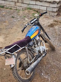 ماطور للبيع خمسه كير محرك 200 محرك نشاط فول يشتغل نص هندر السعر 180 او...