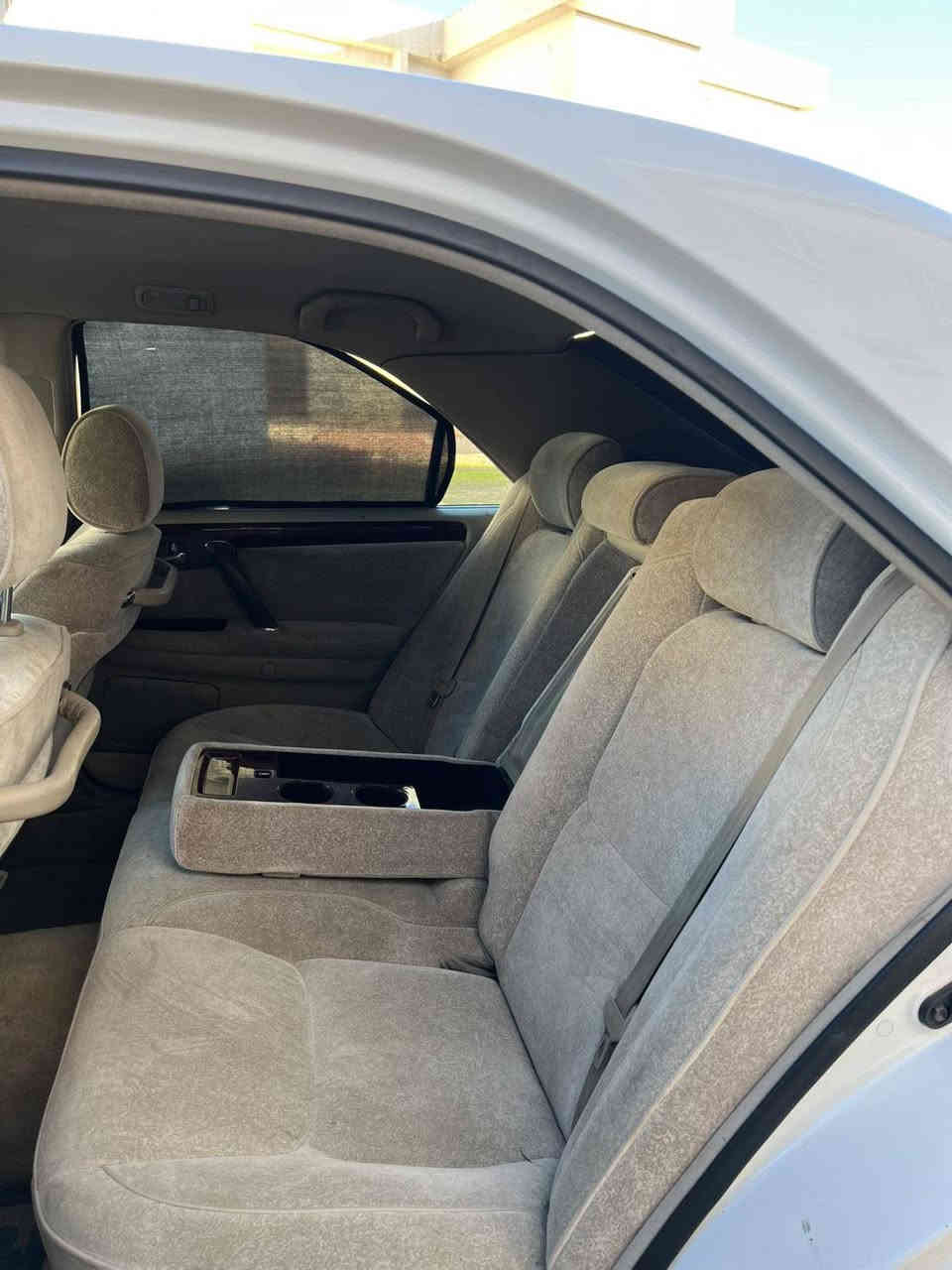 سـەرەتـا بـەنـاوی خـوای گـەورە مـیـهـرەبـان بـرایـان ئـەم 
مـەلـیـکە بـۆ فـرۆشـتـن (بـڕاوە)
مـەکـیـنـەی دیـفـۆڕ (بـچـوکک) 
مـۆدێـل 2003 
2 دگـمـەیـە
1 پـارچـەی بـۆیـاخ ئـەوروپـا
داژبڵ نـەجـەف
تـاقـم تایەی لـۆک
چـاڵـو شـوخـتـی نـیـە
جـامـی پـێـش دوای هـەڵـگـیراوە 
کـامـل کارەبـای مـەزبـووت 
ڕەقـو تـەقـەی بـەشـەرت
گـێـڕ مەکـیـنـەی بـەشـەرت 1000 فـەحـس فـیـتـەر 
تـازە ڕۆنـی گـێـڕو مـەکـیـنـەشـی گـۆڕاوە تـەبـریـتـی لـەسـەر سـویـچ 
250 مـەسـرەفـی تـیـانـیـە 
شـوێـن سـەیـدسـادق 
ژم:***********
سعری کۆتای قفڵ (38) گەڵا
