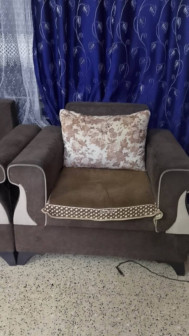 للبيع 80. الف


**إذا كنت صاحب هذا الإعلان وتريد حذفه لأي سبب، رجاءا أرسل رسالة إلى الدعم الفني**